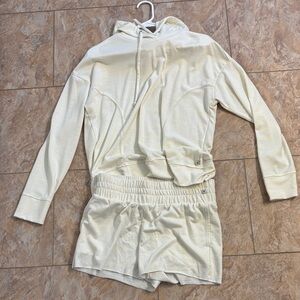 Marika pale yellow Hoodie and Shorts Set